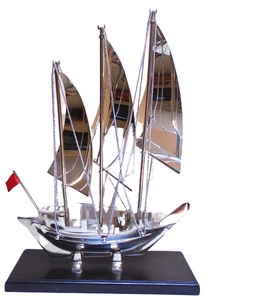 Métal laiton or avec vent DESIGN TABLE dessus bateau décoratif décoration de la maison bateau de haute qualité - Product Image 4