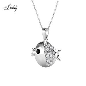Collier pendentif animal mignon petit poisson Daisini orné de cristaux Swarovski joli collier pour enfants - Product Image 5