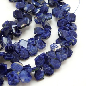 Perles de pierre de sodalite à facettes de 7 pouces 10-8MM environ variétés bleues, y compris Briolette Pantagon Crown Cut Perles de pierre bleue de 7 pouces - Product Image 1
