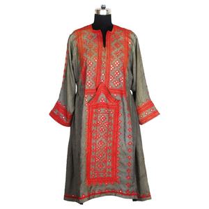 BDR021 véritable haut Kuchi imprimé fleuri/tunique/Kurta fait à la main 2025 vente chaude Unique Vintage Afghani Banjara robe brodée - Product Image 1