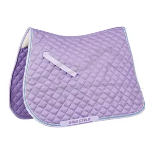 Sottosella per cavalli stile Dressage cotone viola 100% tessuto in Twill imbottitura in schiuma trapuntata sottosella personalizzato OEM Numnahs per cavalli