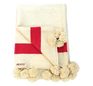 Manta con pompón de algodón usable, patrón bordado portátil de punto para viajes en casa o uso en hoteles - Product Image 1