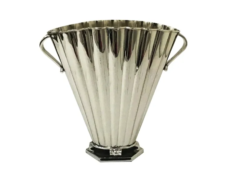 Декоративная серебристая металлическая ваза для цветов, трофей, Морская ракушка, дизайнерский серебристый стол, большие декоративные вазы для дома