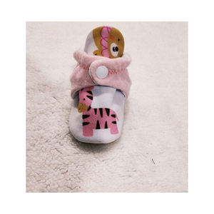 Bottines pour nouveau-né, chaussons en coton biologique pour bébé, doux et confortable, 100% coton biologique, meilleur prix - Product Image 1