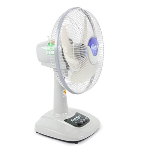 Ventilador de mesa eléctrico de 5 aspas de origen vietnamita, plástico ABS, 33W de potencia, modos de 3 velocidades, USB, enchufe funcional de EE. UU., calidad para exteriores, 12 pulgadas - Product Image 5