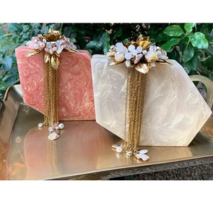 Pochette de soirée en laiton nacré de haute qualité faite à la main à bas prix par LUXURY CRAFTS - Product Image 1