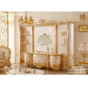 Mueble de TV de Madera de Diseño Italiano Clásico, Mueble de Pared para TV Tallado Tradicional en Blanco y Dorado, Estilo Romano - Product Image 1