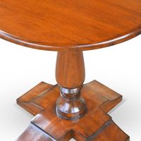Mesa Auxiliar Bellini de Madera de Caoba Maciza, Diseño Clásico y Elegante, Muebles para Sala de Estar, Dormitorio, Hogar y Hotel