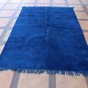 Alfombras de algodón tejidas a mano de lujo índigo sólido teñido con estilo tradicional para uso en interiores y exteriores - Product Image 4