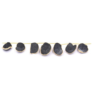 Noir Druzy 7 perles brin 29-31mm forme inégale composants de bijoux en laiton plaqué or percés sur le côté - Product Image 2
