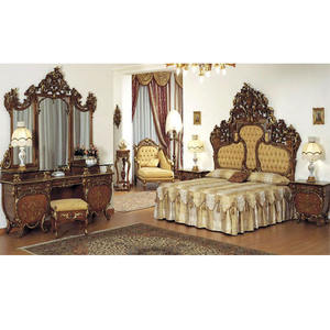 Ensemble de chambre à coucher moderne en bois traité de taille personnalisée en or naturel de luxe meubles de chambre à coucher en bois indiens faits à la main - Product Image 1