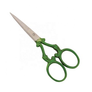 Droit Courbé Ciseaux À Ongles Multicolore Manucure Ciseaux De Beauté - Product Image 1