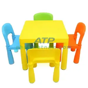 Set Kursi & Meja untuk Anak TK, Sekolah, Rumah, Furnitur Anak Warna-warni 1 Meja Plastik dan 4 Kursi/Meja