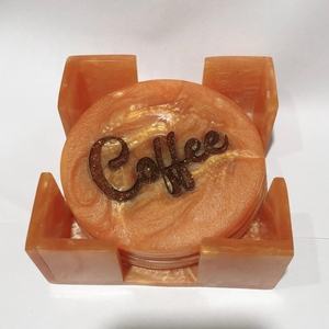 Lametierartz Ensemble de sous-verres avec logo personnalisé Beaux sous-verres en résine dans différents modèles et couleurs pour un usage domestique - Product Image 4