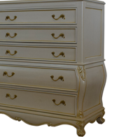 Meubles en bois peints - Ensemble de chambre à coucher Versailles en blanc et argent avec ornements sculptés
