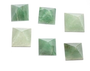 Petites pyramide Aventurine verte, 1 pièce, fournisseur de pyramide, petite Aventurine verte, à vendre - Product Image 1