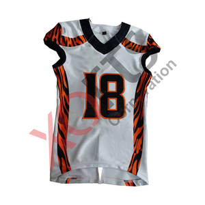 Meilleur design 2024 nouveauté personnalisé de haute qualité vente chaude conceptions personnalisées garçons jeunes uniformes de football américain - Product Image 3