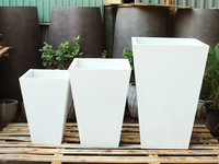 Ensemble de 3 jardinières en béton GRC d'extérieur, hautes et coniques, blanches/grises, revêtement époxy, écologiques, pour la maison, la terrasse et le jardin