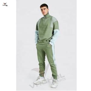 Conjuntos Deportivos de Invierno Unisex Cómodos y Económicos con Estampado Digital, Material de Forro Polar, Estilo con Cierre - Product Image 1