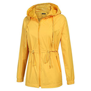 เสื้อแจ็กเก็ตกันฝนสีเหลืองของผู้หญิงทำจากไนลอนวัสดุที่ดีที่สุดสำหรับทัวร์กลางแจ้งการใช้งานที่ฝนตก - Product Image 1