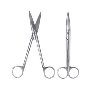 Ciseaux chirurgicaux professionnels droits et incurvés en acier inoxydable de 18cm toutes les tailles disponibles par les instruments chirurgicaux - Product Image 4