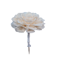 Fleurs en bois Sola avec diffuseur d'huile à mèche en coton Style de conception Ins pour les décorations de mariage à la maison Arty