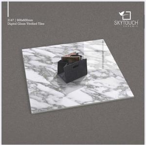 Résistant à l'eau au prix d'usine 600*600mm carreaux de sol en porcelaine gris carreaux aspect marbre haute brillance du principal fournisseur - Product Image 4