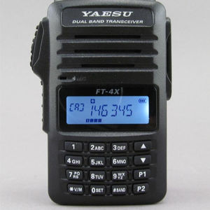 Émetteur-récepteur portable FM double bande VHF/UHF YAESU FT-4XR - Product Image 1