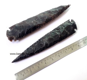 Venta al por mayor artesanías de piedra semipreciosa de ágata india de 10 pulgadas en pedernal de punta de flecha estilo mascota de piedras preciosas - Product Image 1