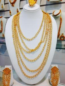 สร้อยข้อมือประดับหัวใจสไตล์วินเทจ18กะรัตเครื่องประดับอัลลอยสีทองดีไซน์ใหม่สำหรับงานแต่งงาน - Product Image 5