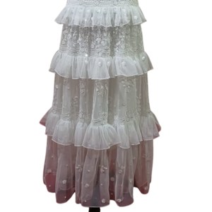 Robe de mariée col rond et manches longues perlée main personnalisable pour femme - Product Image 3