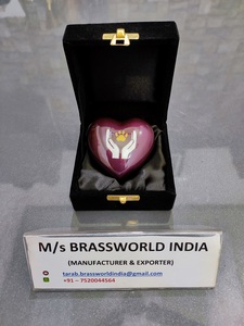 "Aluminum praying hand with paw heart <b>keepsake</b> <b>pet</b> cremation urn funeral supplies" <b>pet</b> <b>ashes</b> holder" - Product Image 2