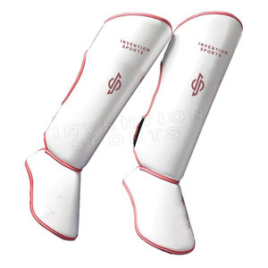 Espinillera en Paso de cuero para jugar al fútbol, el mejor precio, diseño más nuevo - Product Image 4