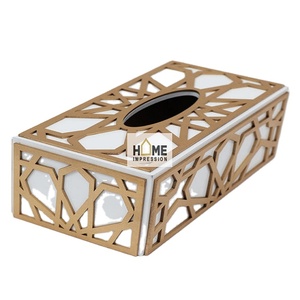 Fournisseurs en gros de boîtes à mouchoirs en métal de luxe modernes blanches et dorées Boîte à mouchoirs en métal faite à la main de créateur à un prix raisonnable - Product Image 1