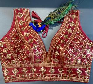 Heavy Embroidery Work Bollywood Style Designer Redaymade Nnly <b>Blouse</b> for Ladies Wear <b>Blouse</b> with Low Price and Best Quality - Product Image 5
