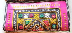 Bolso de mano banjara vintage bordado hecho a mano, multicolor, con cuero de ante, para mujer, moda y accesorios, india - Product Image 3