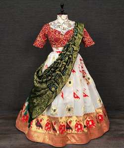 Última colección de diseñadores colorido bordado trabajo hecho a mano Lehenga Choli con blusa ropa tradicional personalizada venta al por mayor étnica - Product Image 3