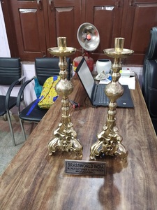 Suministros de comunión de latón dorado con Cruz, suministros de Iglesia, Brassworld, India - Product Image 5