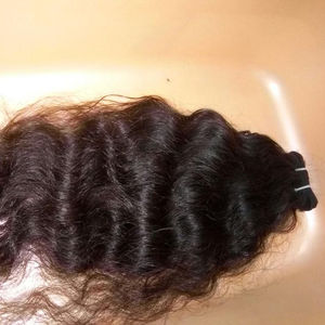 Cheveux humains indiens vierges bon marché de qualité 12a Cheveux à armure lâche Extension de cheveux crus en vrac Acheter en Inde - Product Image 1