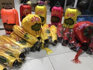 Lanternes en soie vietnamiennes, lampes antiques en bambou, pour décoration extérieure, 99 données en or, vente en gros - Product Image 2