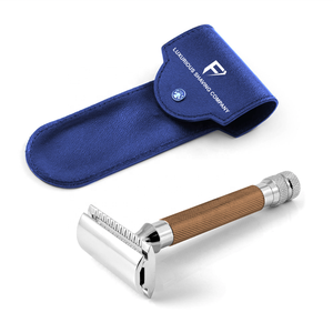 Maquinilla de afeitar de seguridad de acero inoxidable de estilo clásico, libre de óxido y reutilizable con acabado plateado, fácil de sostener y afeitado suave - Product Image 5