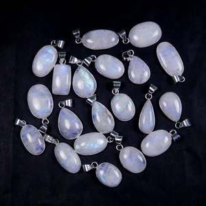 Pendentif en laiton et malachite en forme de poire, plaqué or/argent, bijou de naissance, cadeau de mariage, fait main, prix de gros - Product Image 3