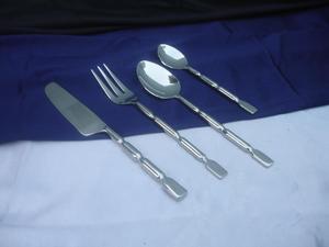 Ensemble de couverts de luxe moderne de qualité supérieure, fabriqué à la main en Inde, très vendu, avec placage nickel pour une utilisation en cuisine, vaisselle - Product Image 2
