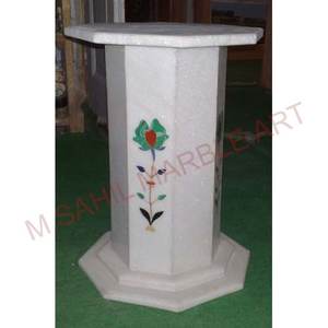 แท่นวางตกแต่งลายหินอ่อนสีขาวพร้อมงานศิลปะลายดอกไม้ |   ขาตั้งโชว์สินค้า ดีไซน์หรูหรา ทนทาน ใช้งานได้ทั้งที่บ้านและโรงแรม - Product Image 1