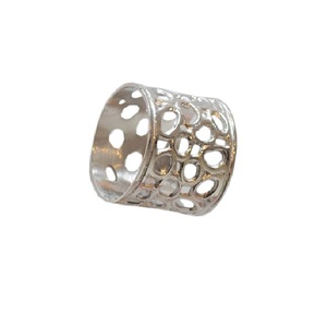 Rond de Serviette en Acier Inoxydable Brillant Poli Forme Ronde Papillon Design Fait à la Main Porte-Mouchoirs Design Vente en Gros Rond de Serviette - Product Image 6