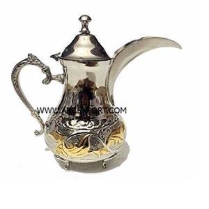 Teteras de Latón con Diseño Repujado, Artículos para el Hogar y la Cocina, Decoración de Mesa, Teteras de Metal Brillante Estándar de Lujo en Venta de la India - Product Image 2