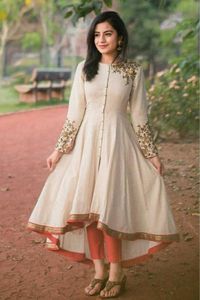 -NEW--DESIGNER AVEC BELLE BRODERIE ANARWALI KURTA AVEC PANTALON ROBE POUR LA Fête-usure-robe pour la Fête/Mariage = 2021. - Product Image 2