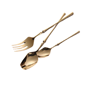 ชุดช้อนส้อมและช้อนส้อมสีทองชุดเครื่องใช้บนโต๊ะอาหารดีไซน์โบราณปรับขนาดและรูปทรงได้ตามต้องการ - Product Image 1