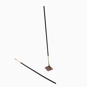 Soporte de varilla de incienso pequeño de latón macizo - Product Image 1