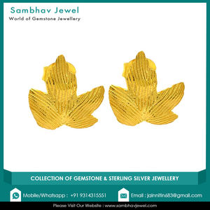 Pendientes de Botón Hechos a Mano con Forma de Flor Preciosa, Chapados en Oro Fino, Plata de Ley 925, Estilo Vintage Minimalista para Compromiso o Boda - Product Image 4